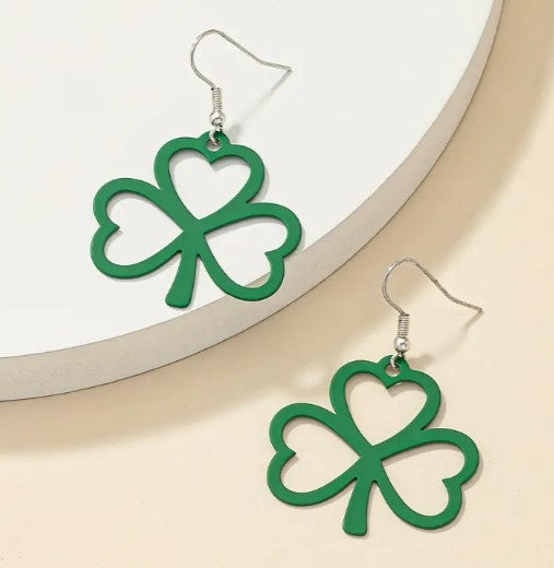 Hollow 4 Leaf Clover Dangle Earrings